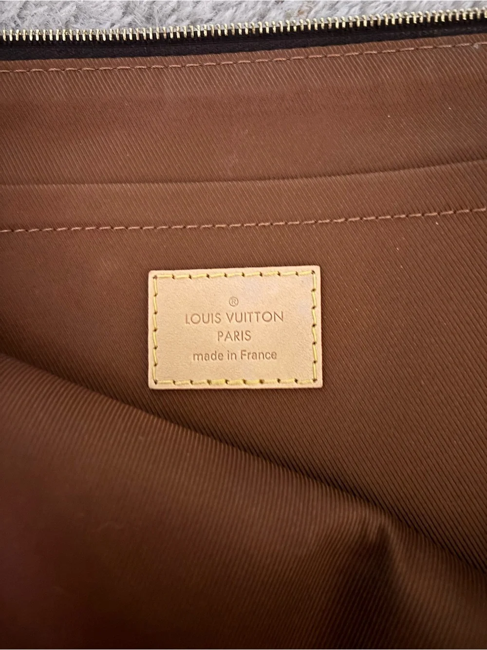 Louis Vuitton premium louis